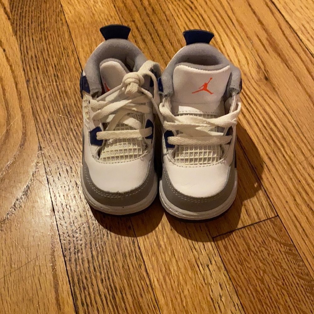 Toddler Jordan’s - Blue , White & Gray